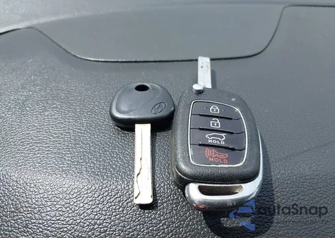 2017 Hyundai Tucson Se из США, поврежденный, VIN KM8J23A45HU329004